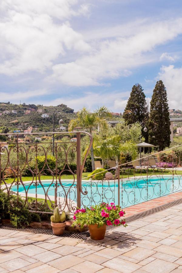 Leonardo Resort Imperia Kültér fotó